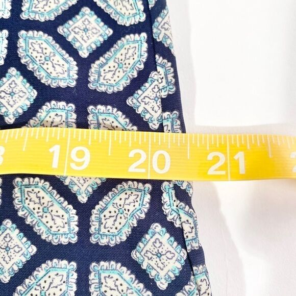 Collective concepts graphic print blouse - Picture 7 of 11